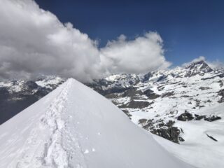 Cresta sommitale, Cervino sullo sfondo