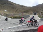 All'imbocco del tunnel automobilistico sotto il Galibier (versante di Valloire).