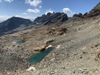 Ghiaioni dal colle verso il Perucca