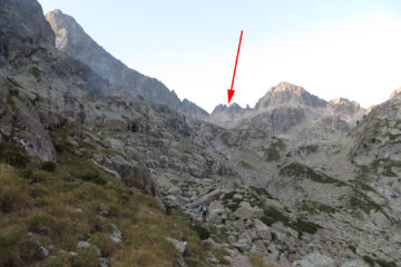 La breche Ciseaux vista dai pressi del lac Batcrabere sup.