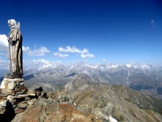 In vetta, con il Bianco sullo sfondo.