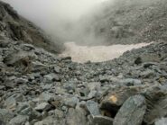 Nevaio residuo e tipo di terreno con cui bisogna fare i conti per gran parte della gita.