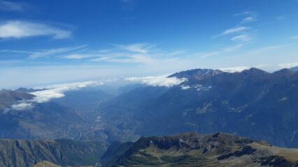 Nubi sospese sopra la Val di Susa