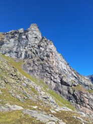 La bella rocca da sotto