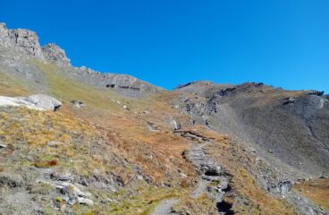 il sentiero verso il Passo della Losetta