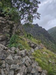 La deviazione da poco sotto la sosta di L3 della 