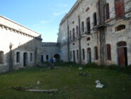 breve ma particolare il percorso ciclabile all'interno del Fort Croix de Bretagne