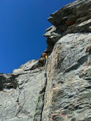 sulla fessura sotto la cima