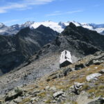 dalla prima cima vista verso la seconda, sullo sfondo dal Paramont al Grand Assaly passando per la Testa del Rutor