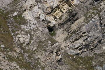 l'ingresso con il sentiero attrezzato
