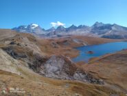 Sopra il lago Rosset, panorama sul Gran Paradiso e sulle vette vicine.