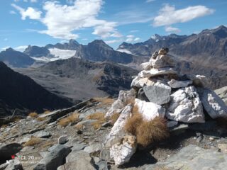 Panorama sulla val di Rhêmes dalla cresta che sovrasta il colle.