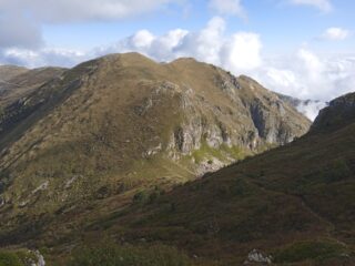 Discesa su Colla Bassa (m
1846)