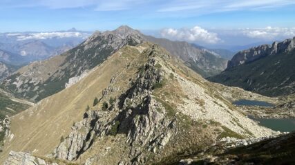 Vista dal pendio erboso