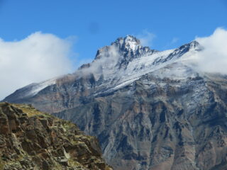 Grivola con neve fresca
