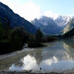 Il Gruppo del Cristallo si specchia nel Lago.