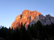 Alba sulla Tofana di Rozes dal Rifugio Dibona.