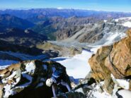 L'inizio della disarrampicata, con Gran Paradiso e Monviso sullo sfondo