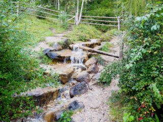 Il luogo indicato come Sorgenti della Drava.
