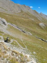 Sentiero parte alta interrotto dalle frane