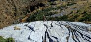 La famosa placca della prima parte