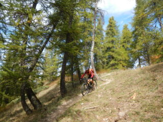 sentiero di discesa verso il Col de la Pousterle