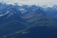 Sempre dal bivacco, zoom sul Vallone d'Arpy. Ingrandendo si vede il lago