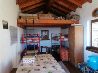 Interno del bivacco