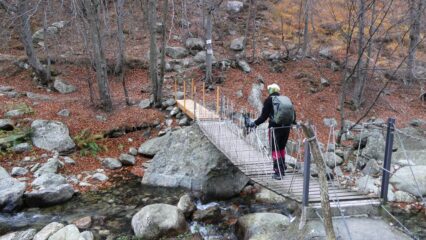 Ponte basso, in salita