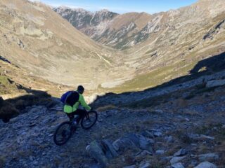 il lungo vallone di discesa