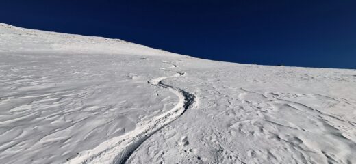 Prime curve sotto la cima