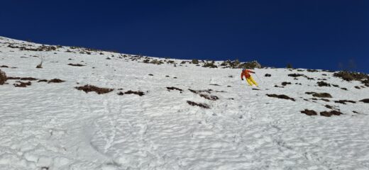 In basso su expo sud neve simil primaverile niente male