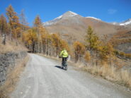 lo sterrato inizia dal Trucco 1706 m.