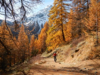 sterrato con pendenza sostenuta