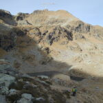 Scendiamo al Lago di Capezzone.