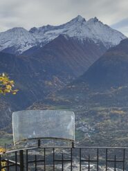 La Grivola e il Gran Nomenon dalla balconata superiore 