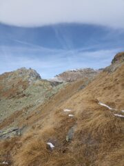 Passo del Bojret visto dai pendii erbosi