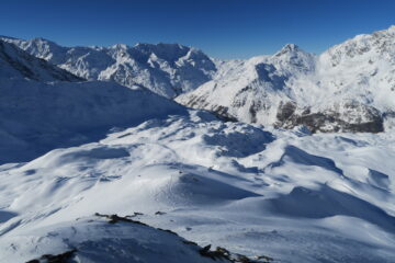 panorama verso Ormelune, Col du Mont e Gran Becca du Mont