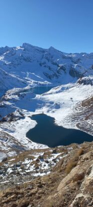 Lago Agnel e lago Serrù dal belvedere del colle