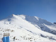 versante in ombra: polverosa ( pesante ) al sole.....neve di tutti i tipi