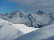 dalla cima panorama verso la Pointe d'Aval 3320 m. e il Brec de Chambeyron 3389 m.