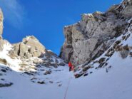 Sosta all'inizio del canalino finale 