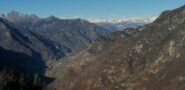 Panorama sulla valle e in fondo Gran Combin