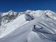 Arrivo in vetta col Cornour alle spalle