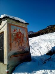 uno dei piloni che si incontrano sul percorso 