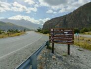 Indicazioni per il centro de visitantes dalla strada che esce da El Chalten
