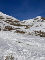 Il vallone, alla ricerca della neve per salire e per scendere 
