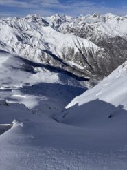 Canale nord ovest di discesa possibile variante all normale sullo spallone