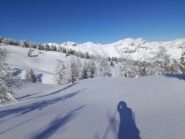 Discesa dalla Colla Rossa verso il costone 