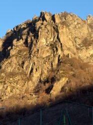 La rocca vista da Cantoira